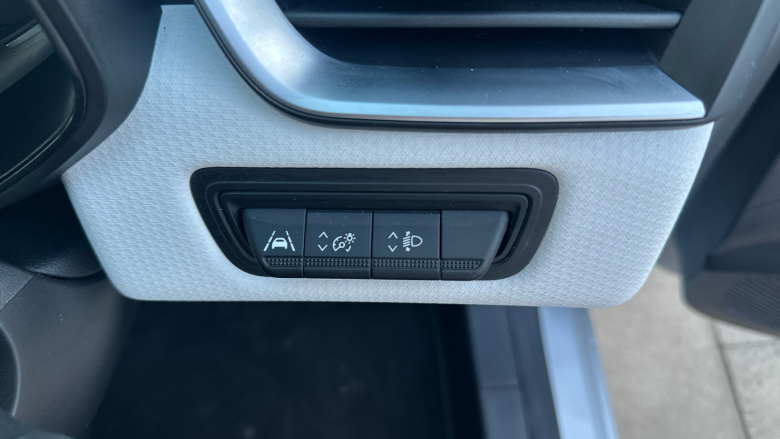 Renault Clio 1.0 TCe 90 Techno 5dr Petrol Hatchback